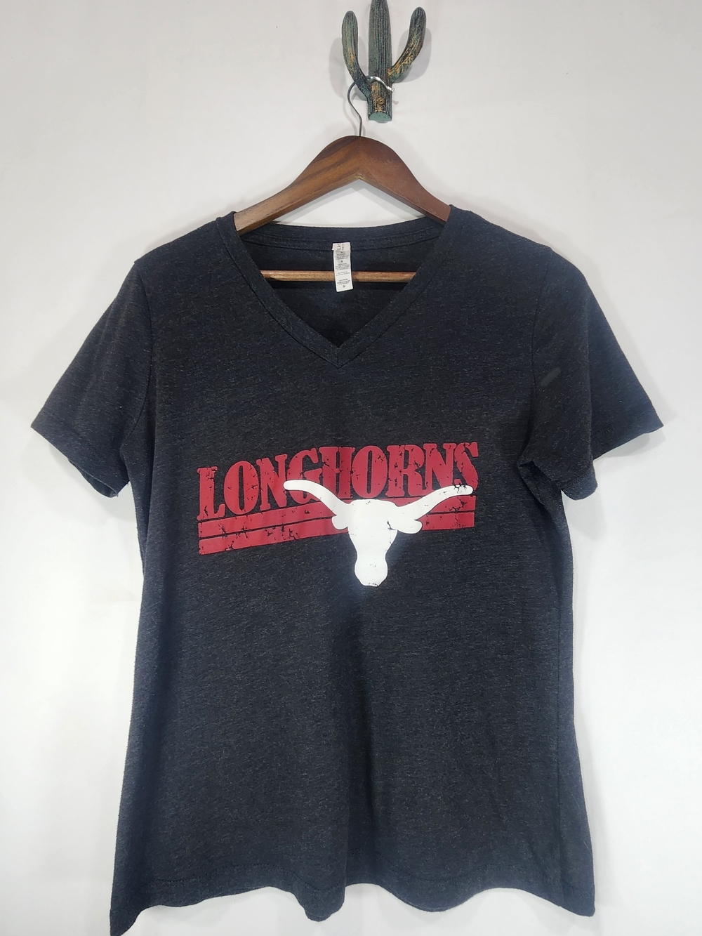 Texas Longhorns Graphic V-Neck T-Shirt Charcoal Grey UT Austin NCAA Size M
